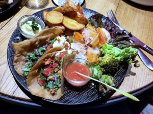 Quesadillas at L'Embargo in Toulouse