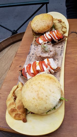 Burger, empanadas and rillettes at L'Embargo in Toulouse