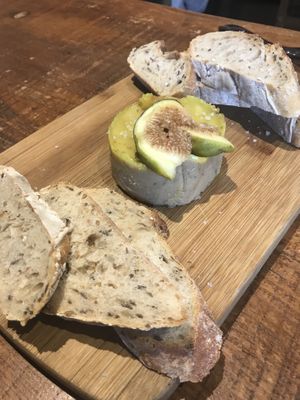 Vegan fois gras at L'Embargo in Toulouse