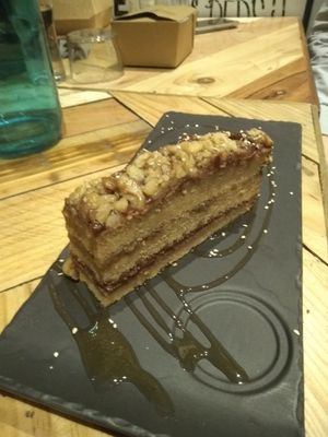 Napolitain dessert at L'Embargo in Toulouse