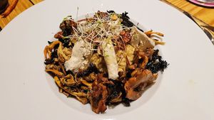 Spaghetti squash with cheese and mushrooms at L'Embargo in Toulouse