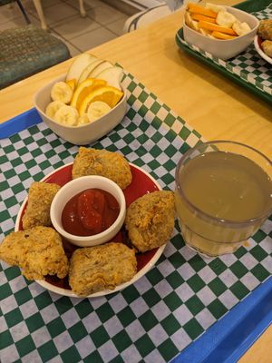 Kids meal at Cafe Jardin in Verdun