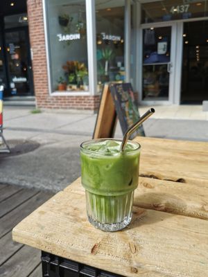  at Cafe Jardin in Verdun