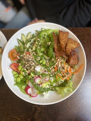 tempe bowl salad thingy  at Mazā Terapija in Riga