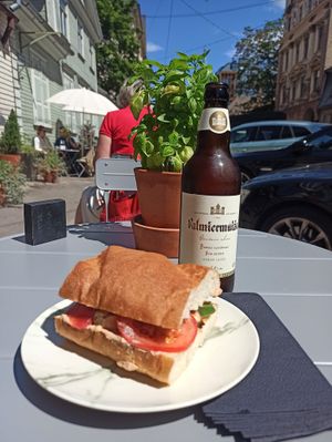  at Mazā Terapija in Riga