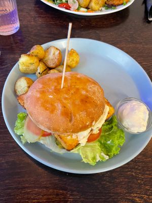 Tofu burger at Mazā Terapija in Riga