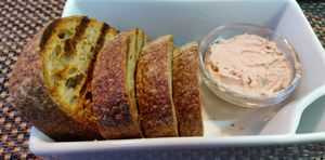 Bread and dip at Veganation in Antwerpen