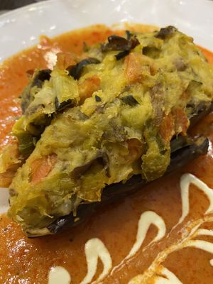 Berenjena rellena at Garibolo in Bilbao