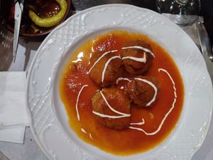 'meatballs' in tomato sauce at Garibolo in Bilbao