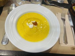 Cold mango-avocado soup  at Garibolo in Bilbao