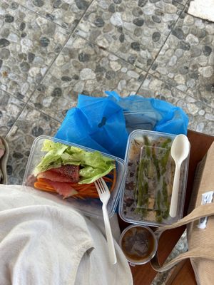 Vegan take-away bowl (you pay extra)  at Luca Loko in San Juan Siquijor