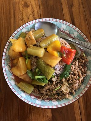 pad priew wan & larb  at Raan Ahaan Jai Vegetarian Restaurant in Nakhon Phanom