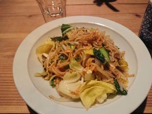 fried noodles at Monpan Shokudo in Kyoto