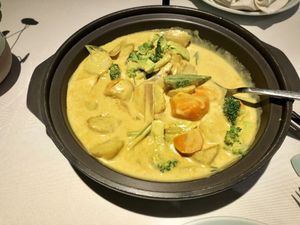 Vegetable Curry with Lemongras and Potatoes at Suhe Vegetarian Lifestyle in Beijing