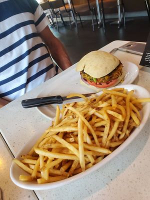 Vege Burger and fries at The Counter in Naples