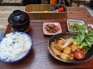 Platter with tofu at Ippuku Tea House in York