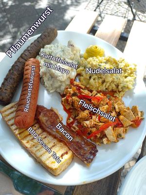 Siehe Beschriftung at Die Vetzgerei in Berlin