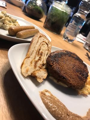 Two mains at Die Vetzgerei in Berlin