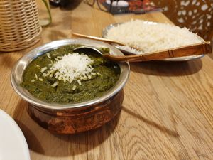 Palak tofu with plain basmati rice at Bhajan Cafe in Krakow