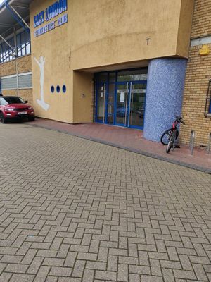 Entrance at Caloroso Pizza - Beckton in East London