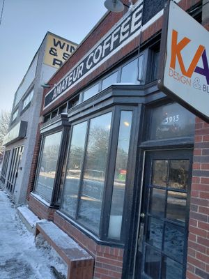 Outside at Amateur Coffee in Omaha