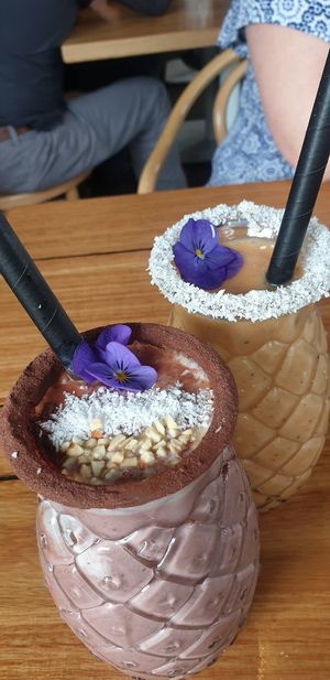 Smoothies at The Hatter and the Hare in Bayswater