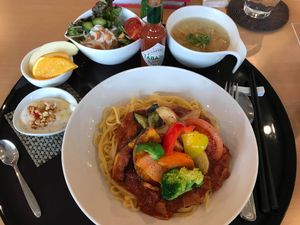 Amatriciana fresh pasta lunch set ( 1,300 yen, one drink included, contain egg and dairy) at SaiShokuKenBi in Hiroshima