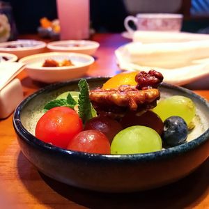 Fruit platter (served as appetiser with caramelised walnuts) at Ganglamedo Vegetarian Cuisine in Central Singapore