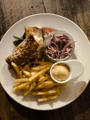  at Rockaway Cafe in Temple Cloud