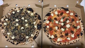 Takeaway Pizza at Francie's Pizzeria in Coolangatta