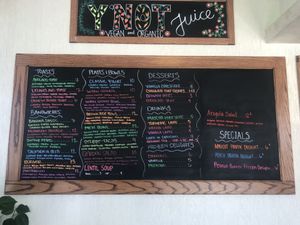 Toasts and bowls at Y'not Organic in Pismo Beach