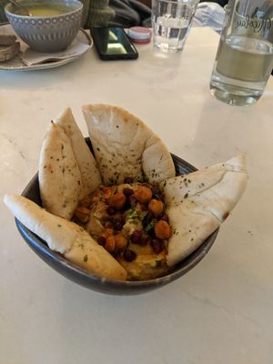 Hummus at Nicolau Lisboa in Lisbon