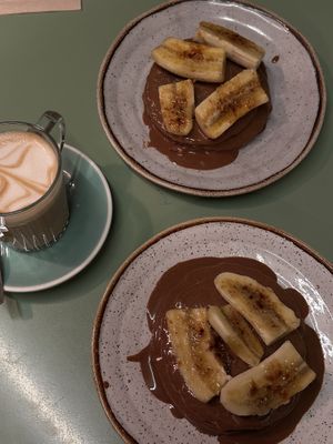 vegan banana & oat pancakes 🥞   at Nicolau Lisboa in Lisbon