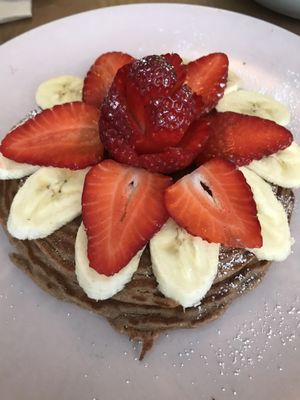 Vegan pancakes at Nicolau Lisboa in Lisbon