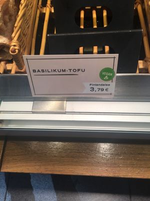 Vegan tofu basil finlandaise  at Le Crobag in Innsbruck