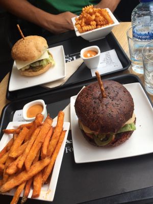 Burger at H&K's - Vlaamsesteenweg in Brussels