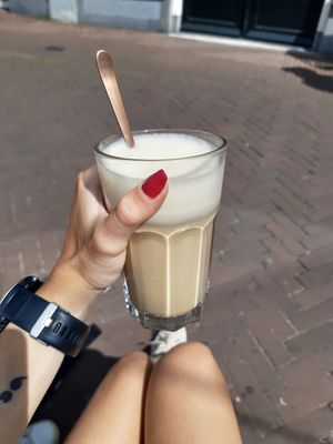 Chai latte at Miss Nice Banana in Gouda