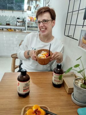 My friend showing off their nicecream . You can really see the atmosphere here. at Miss Nice Banana in Gouda