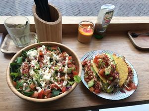 Vegan kapsalon and Jack tako’s at Miss Nice Banana in Gouda