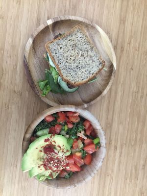 Sweet salad with a bananaburger sandwich at Miss Nice Banana in Gouda