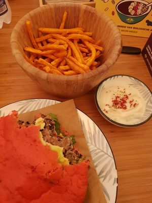 Black bean burger with sweet potato fries and veganaise 😋 at Miss Nice Banana in Gouda
