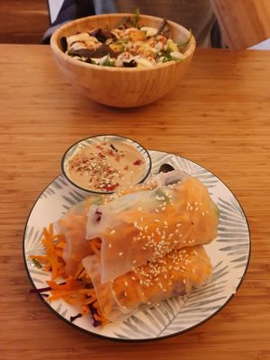 Spring Rolls at Miss Nice Banana in Gouda