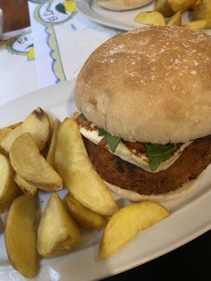 Hamburguesa canaria  at El Limon in Tenerife