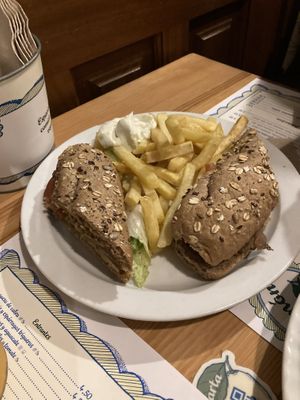 Sandwich with French fries and vegan mayo  at El Limon in Tenerife