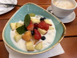 „Sojajoghurt“ - soy yoghurt with delicious granola and fruits  at Park Cafe in Traunstein