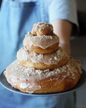 Donut cake -por pedido- at El Burro Rayado - Food Cart in Tijuana