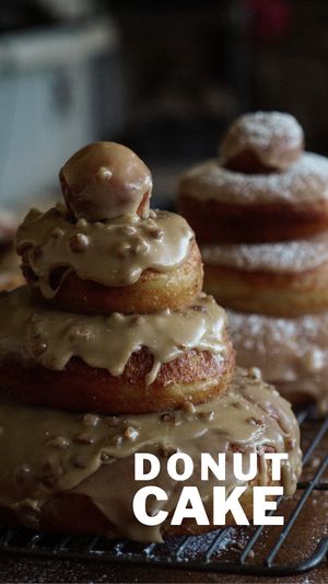 Donut cake para tus días especiales, ordena con anticipación. at El Burro Rayado - Food Cart in Tijuana