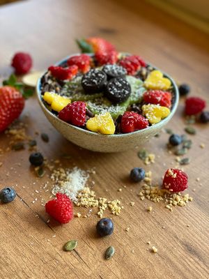 Açaí bowl at Savory Acai House & Healthy Food in Valencia