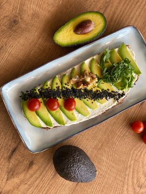 Healthy Toast at Savory Acai House & Healthy Food in Valencia