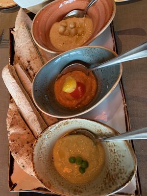 3 kinds of hummus and flatbread at Twist - Hotel Valsana in Arosa